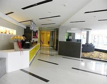 The Seven Hotel Yichang Buitenkant foto