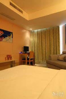 The Seven Hotel Yichang Buitenkant foto