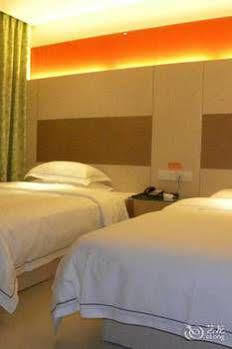 The Seven Hotel Yichang Buitenkant foto